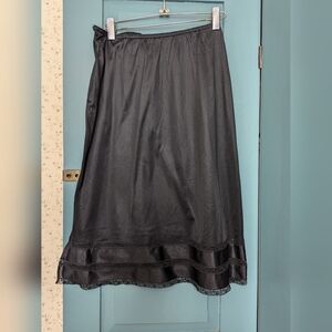 🖤 Aristocraft L Half Slip skirt Vintage 1950 Union made Lace layers